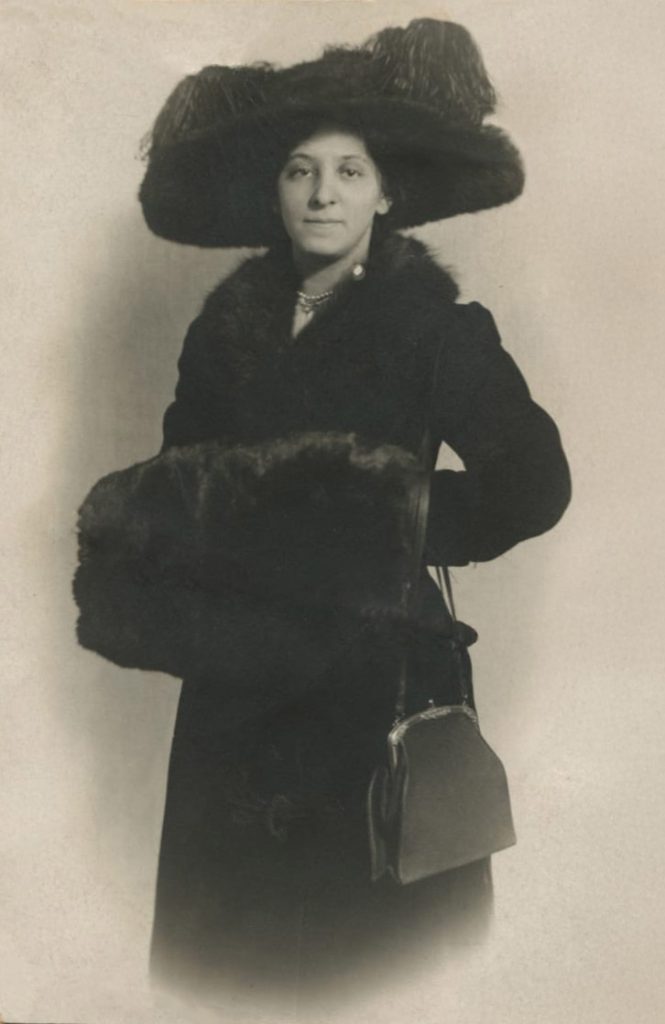 photo restoration example original